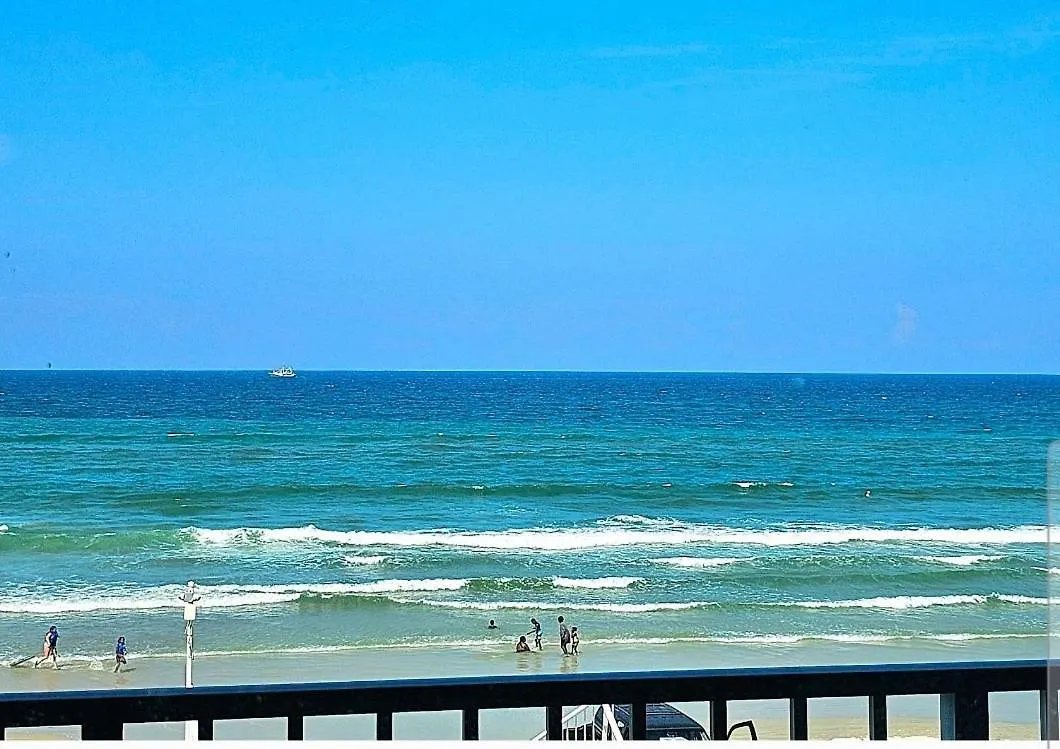 Direct Oceanfront With Balcony Apartment Daytona Beach United States