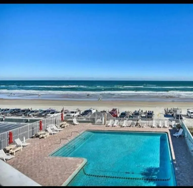 Direct Oceanfront With Balcony Apartment Daytona Beach United States